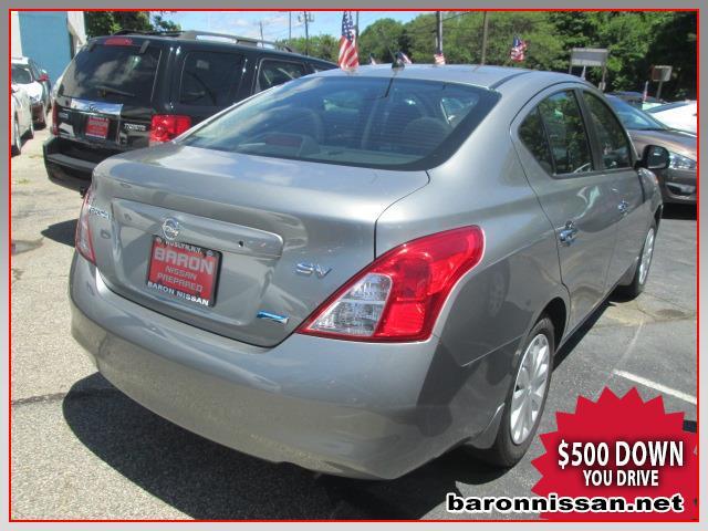 2012 Nissan Versa 73629