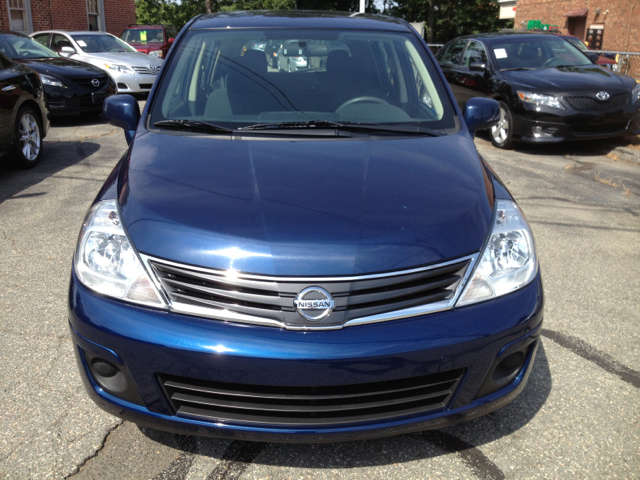 2012 Nissan Versa Carrera C4S