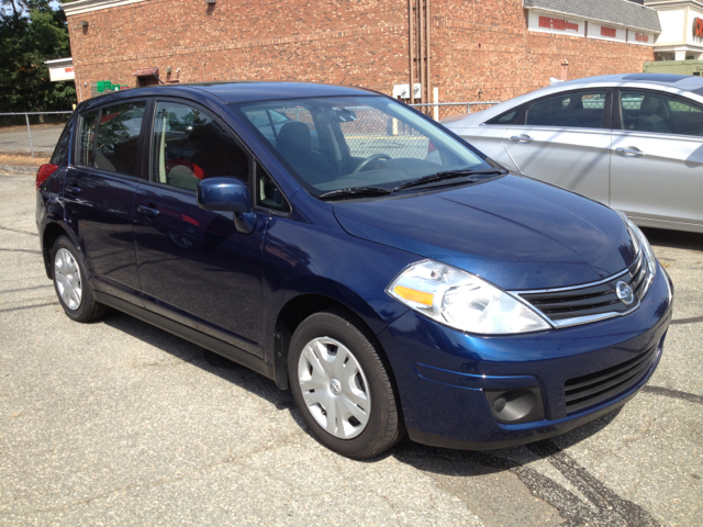 2012 Nissan Versa Carrera C4S