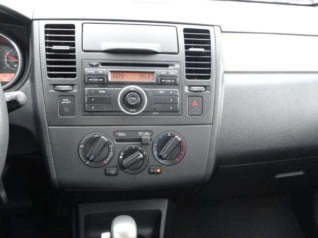 2012 Nissan Versa Carrera C4S