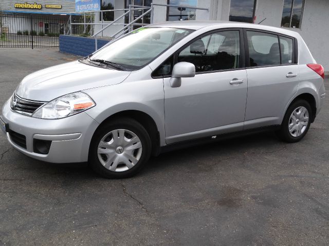 2012 Nissan Versa Carrera C4S