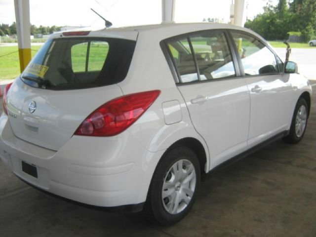 2012 Nissan Versa Carrera C4S