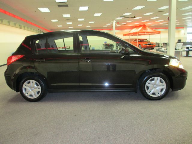2012 Nissan Versa Carrera C4S