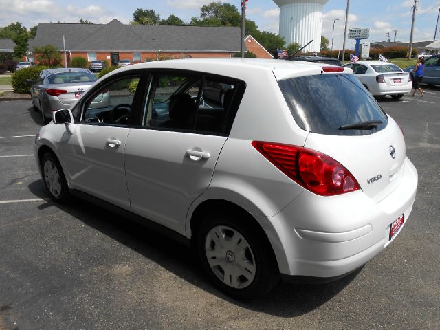 2012 Nissan Versa Carrera C4S
