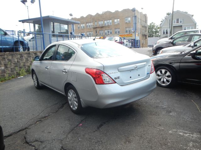 2012 Nissan Versa Track Edition 3.8