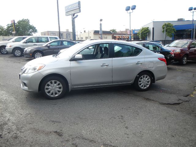 2012 Nissan Versa Track Edition 3.8