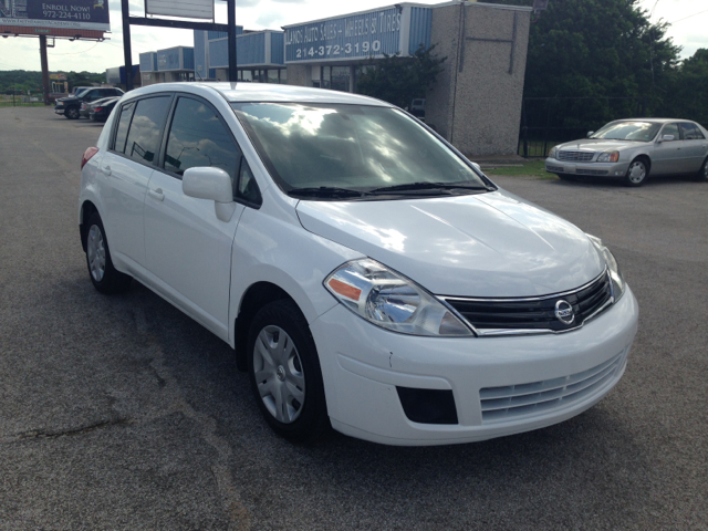 2012 Nissan Versa Carrera C4S