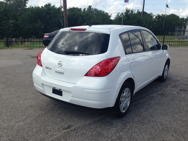 2012 Nissan Versa Carrera C4S
