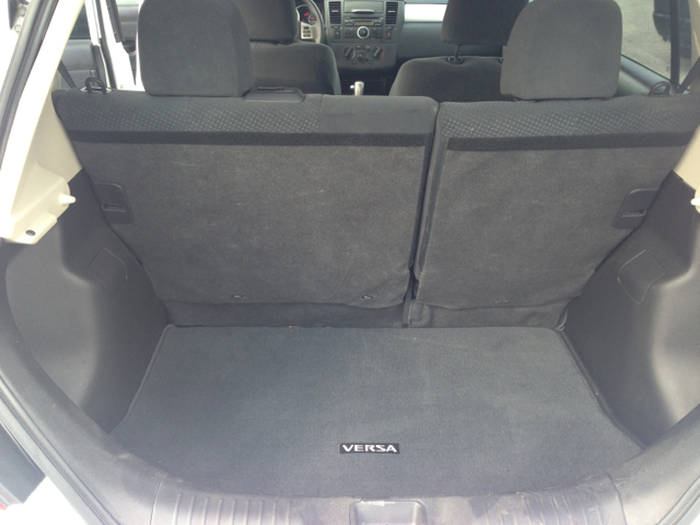 2012 Nissan Versa Carrera C4S