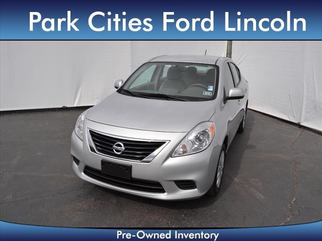 2012 Nissan Versa 745lilow Milesmint Condtionclean Carfax Se