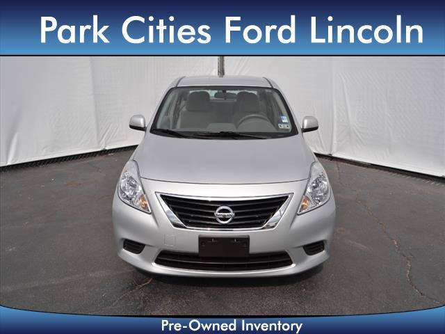 2012 Nissan Versa 745lilow Milesmint Condtionclean Carfax Se