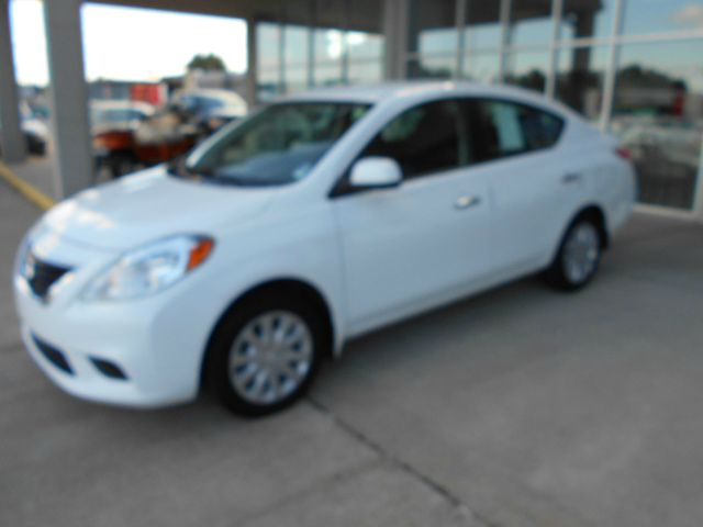 2012 Nissan Versa 1500 SLE Ext. Cab 2WD