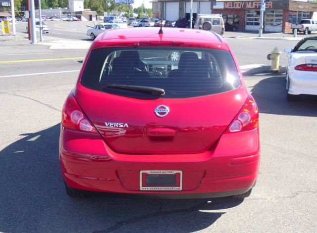2012 Nissan Versa Carrera C4S