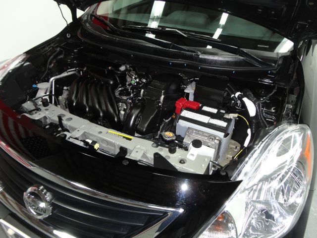 2012 Nissan Versa Track Edition 3.8