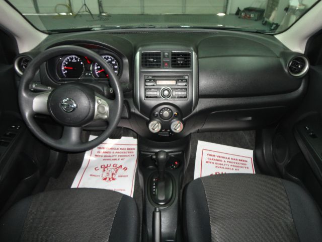 2012 Nissan Versa Track Edition 3.8
