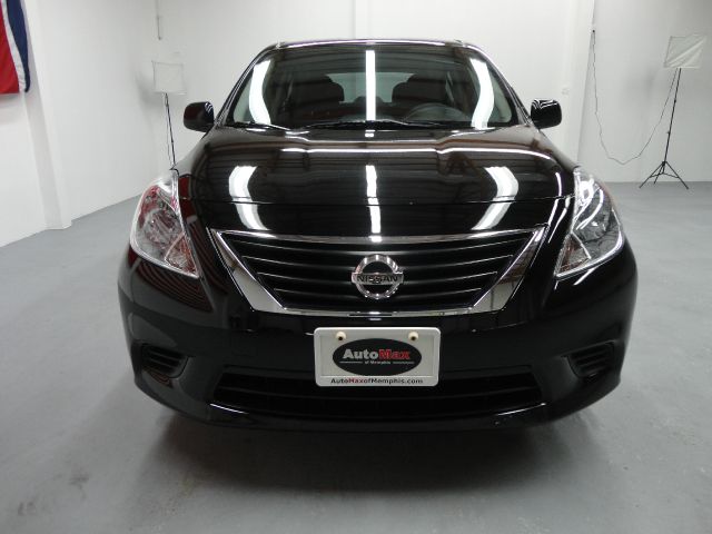 2012 Nissan Versa Track Edition 3.8