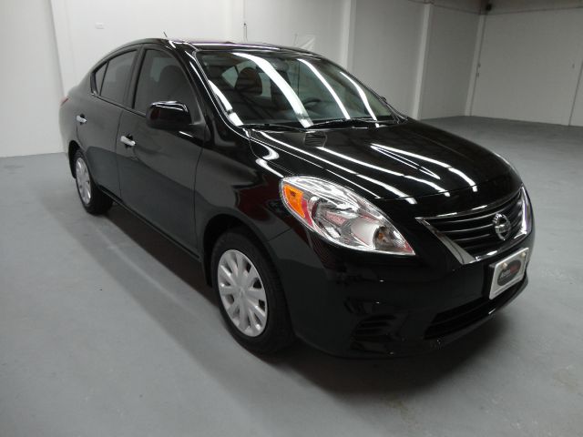 2012 Nissan Versa Track Edition 3.8