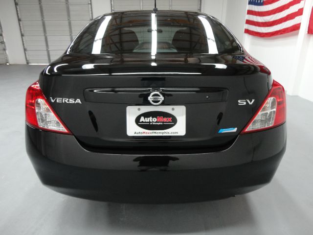 2012 Nissan Versa Track Edition 3.8