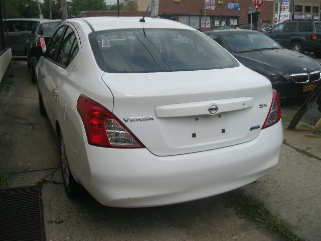 2012 Nissan Versa Track Edition 3.8
