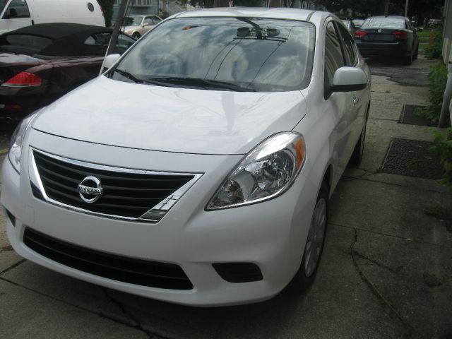 2012 Nissan Versa Track Edition 3.8