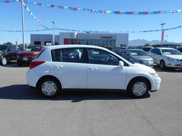 2012 Nissan Versa E43