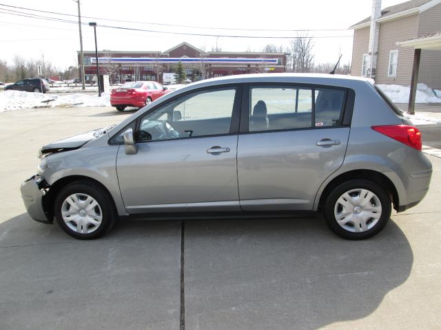 2012 Nissan Versa Carrera C4S