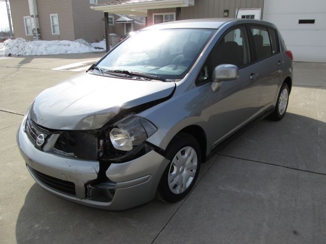 2012 Nissan Versa Carrera C4S