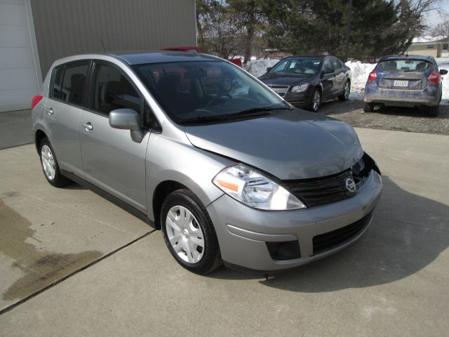 2012 Nissan Versa Carrera C4S