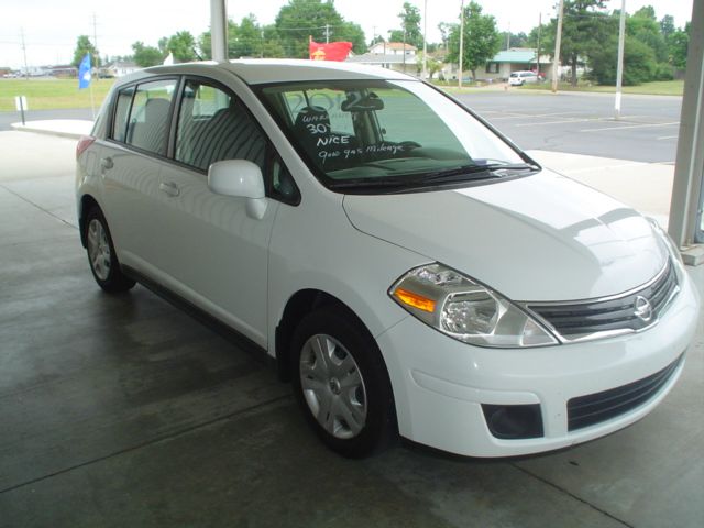 2012 Nissan Versa Carrera C4S