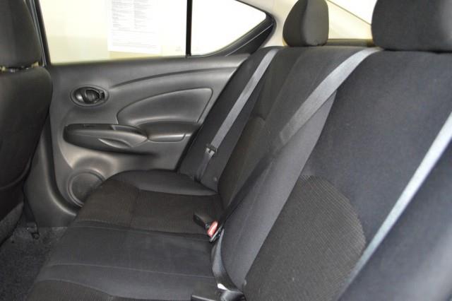 2012 Nissan Versa 4dr Sdn LE Auto (SE) Sedan