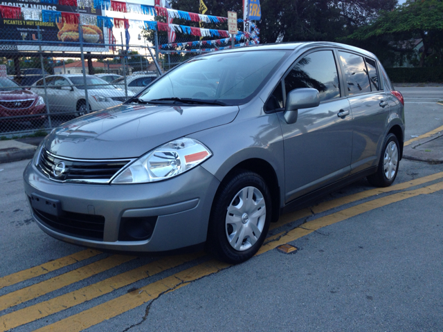 2012 Nissan Versa Carrera C4S