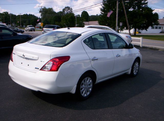 2012 Nissan Versa Track Edition 3.8