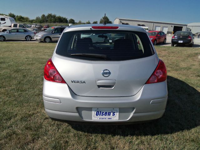 2012 Nissan Versa Carrera C4S