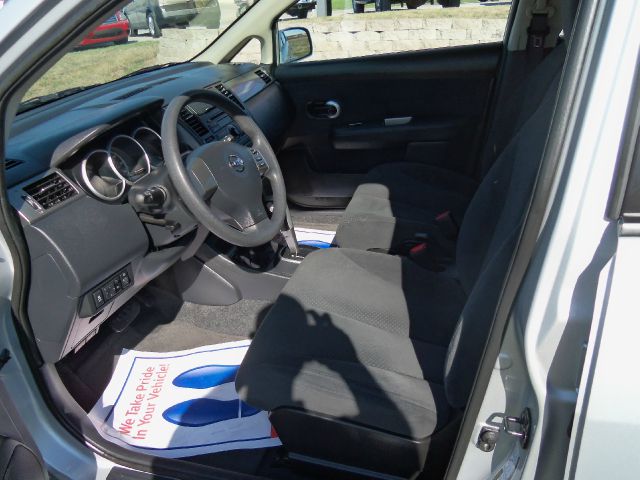 2012 Nissan Versa Carrera C4S