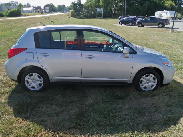 2012 Nissan Versa Carrera C4S