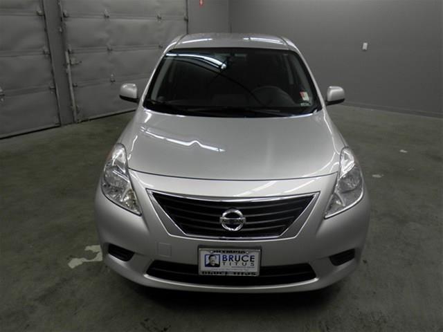 2012 Nissan Versa Unknown