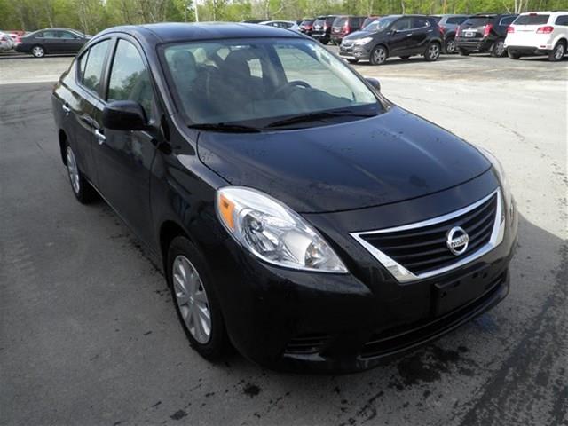2012 Nissan Versa Unknown