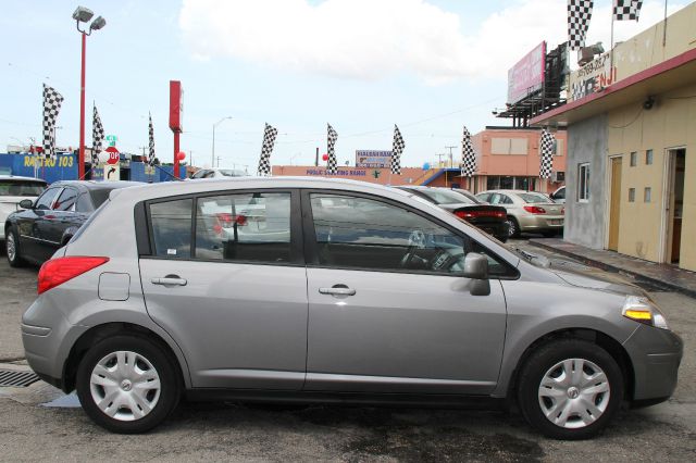 2012 Nissan Versa Carrera C4S