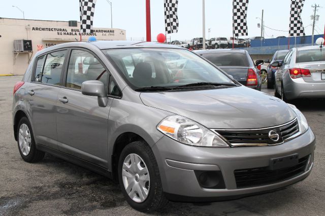 2012 Nissan Versa Carrera C4S