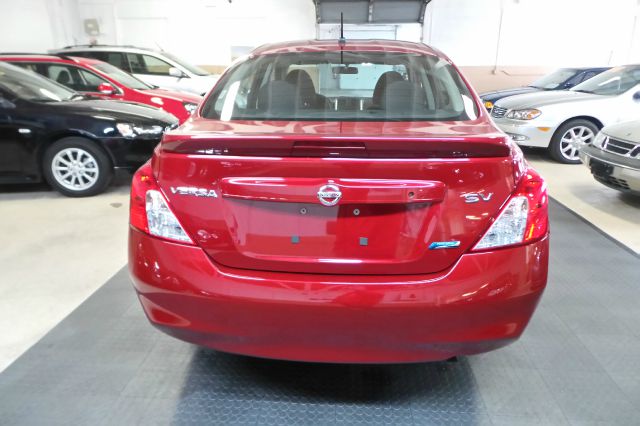 2013 Nissan Versa Track Edition 3.8