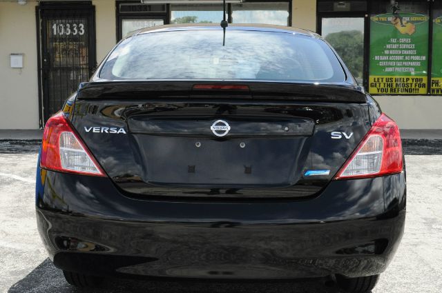 2013 Nissan Versa Track Edition 3.8