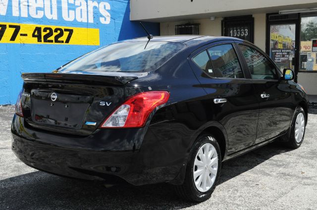 2013 Nissan Versa Track Edition 3.8
