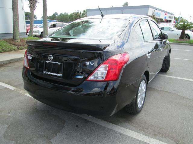 2014 Nissan Versa Power Wagon Big Horn
