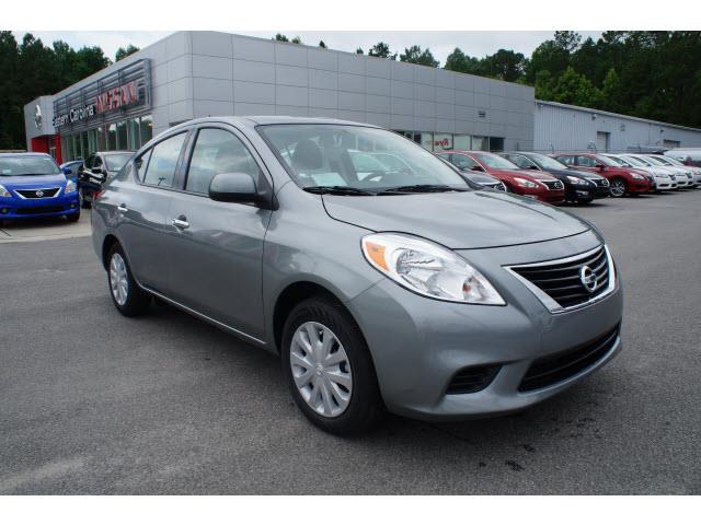 2014 Nissan Versa 745lilow Milesmint Condtionclean Carfax Se