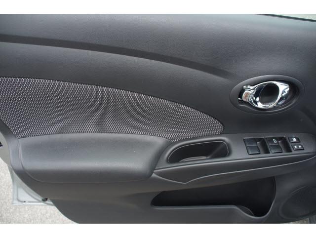 2014 Nissan Versa 745lilow Milesmint Condtionclean Carfax Se