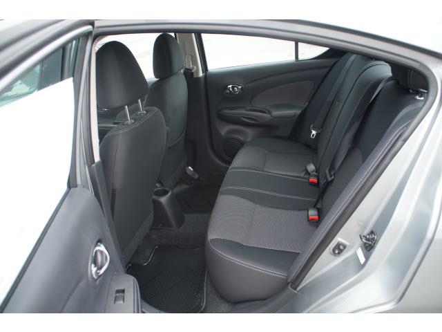 2014 Nissan Versa 745lilow Milesmint Condtionclean Carfax Se