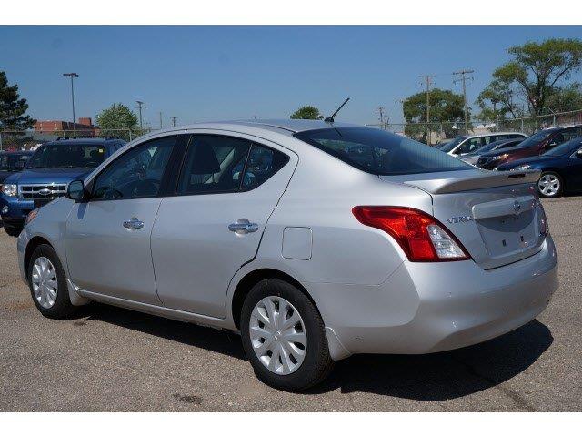 2014 Nissan Versa Unknown
