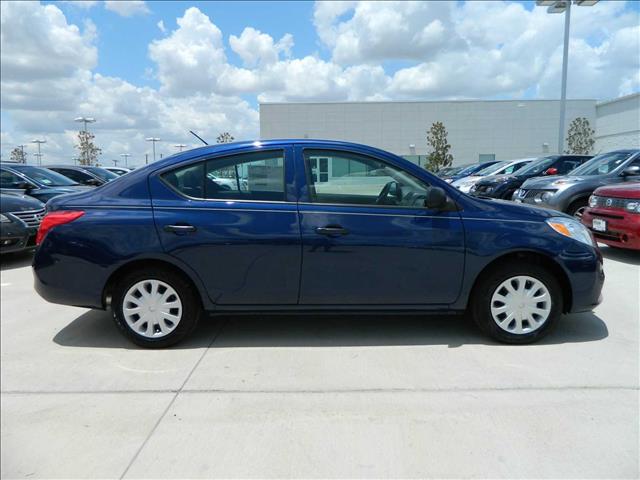 2014 Nissan Versa SP Pchair Abs/sab