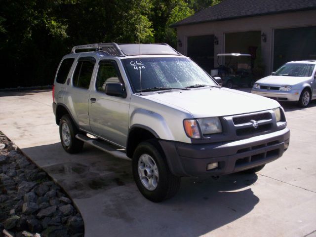 2000 Nissan Xterra EX-L W/ DVD System