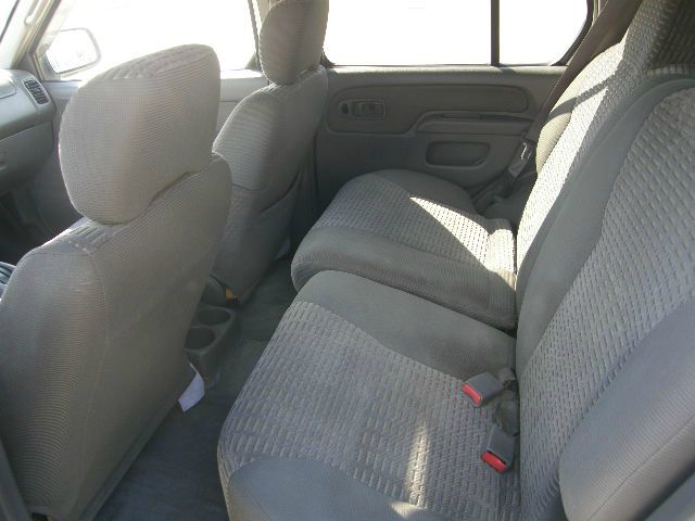 2000 Nissan Xterra EX-L W/ DVD System